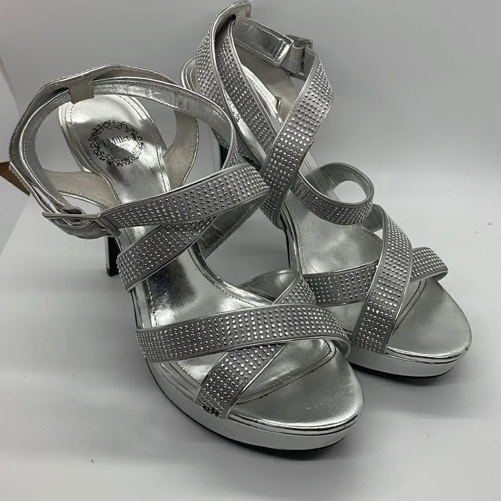 L Miller Beautiful Shoes  Silver Rhinestones Wrap Ankle 9M Sexy Dressy